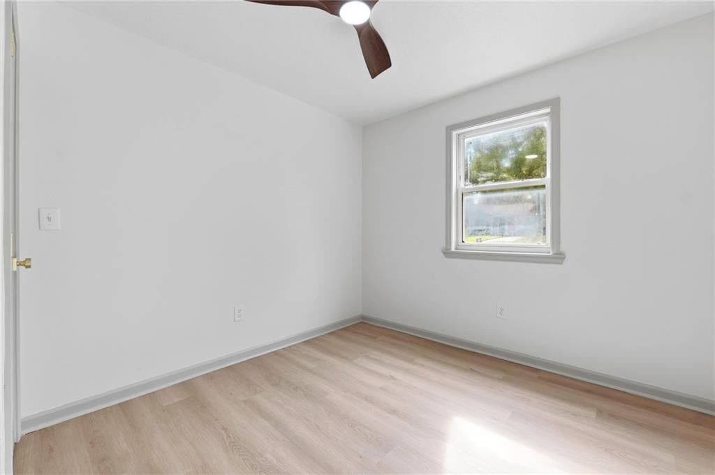 5429 Maple Street — photo 20