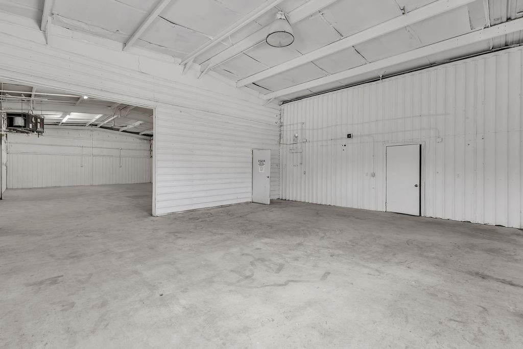 1600 Park Lane Drive — photo 37