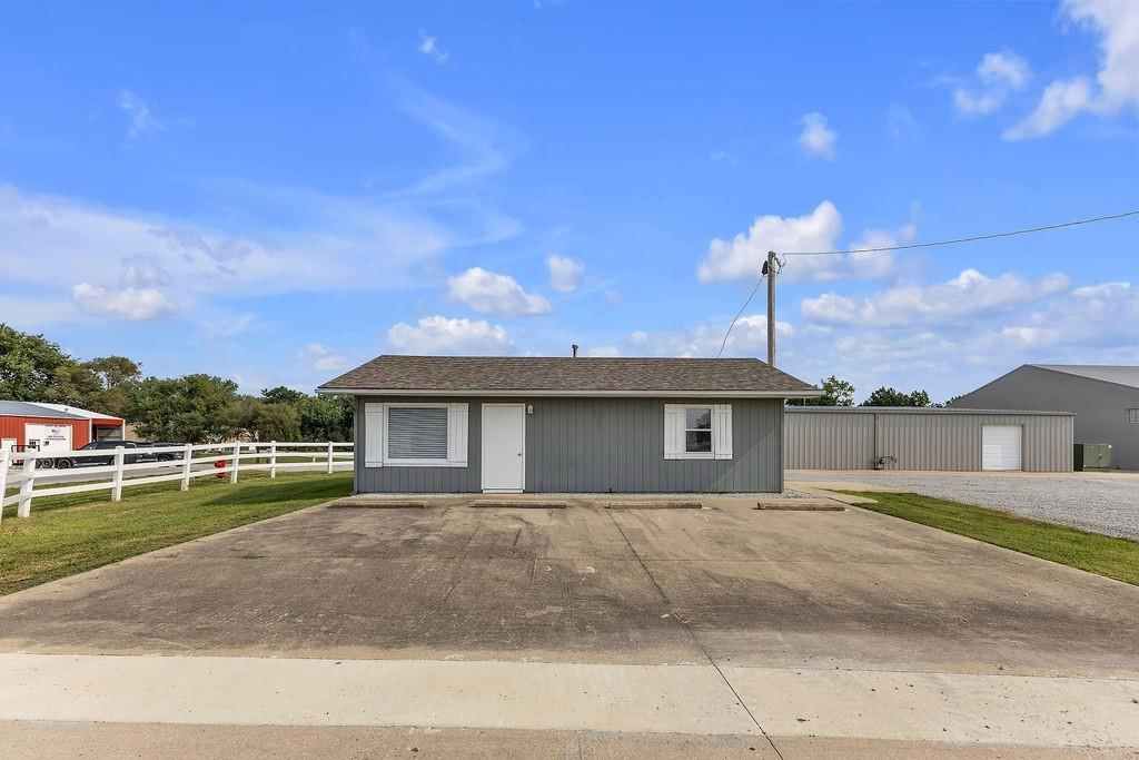 1600 Park Lane Drive — photo 38