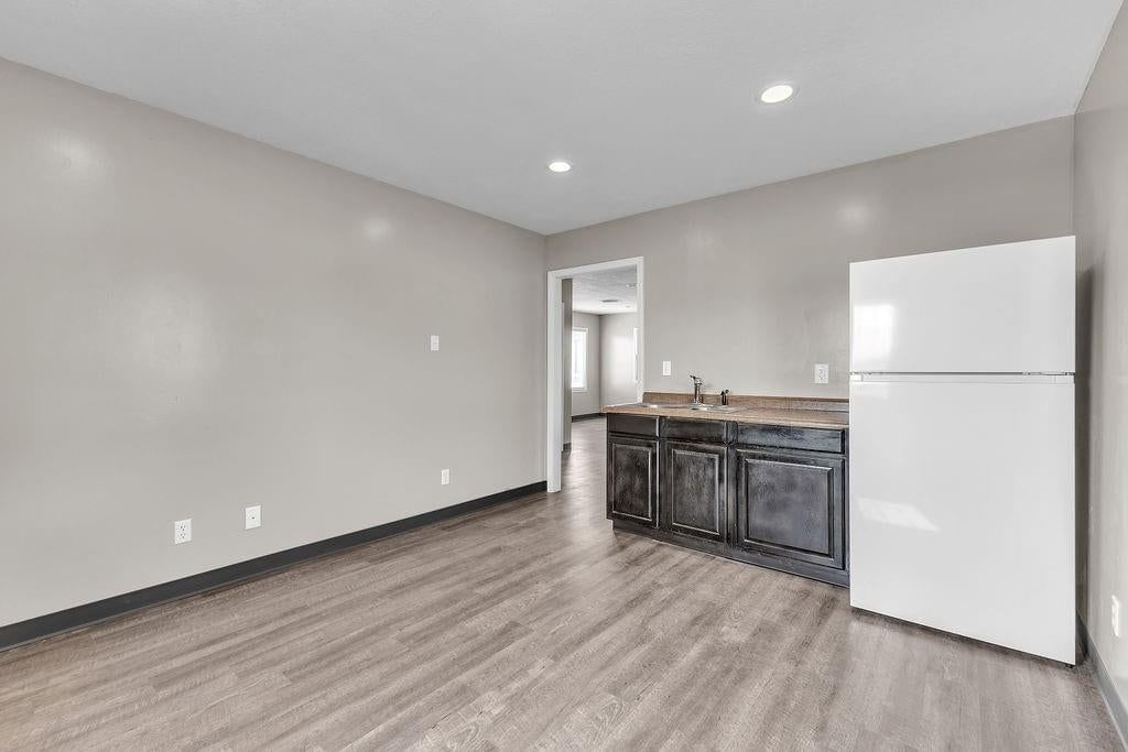 1600 Park Lane Drive — photo 40