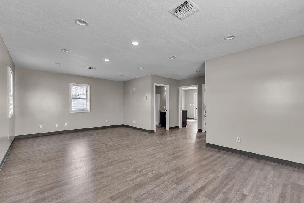 1600 Park Lane Drive — photo 43