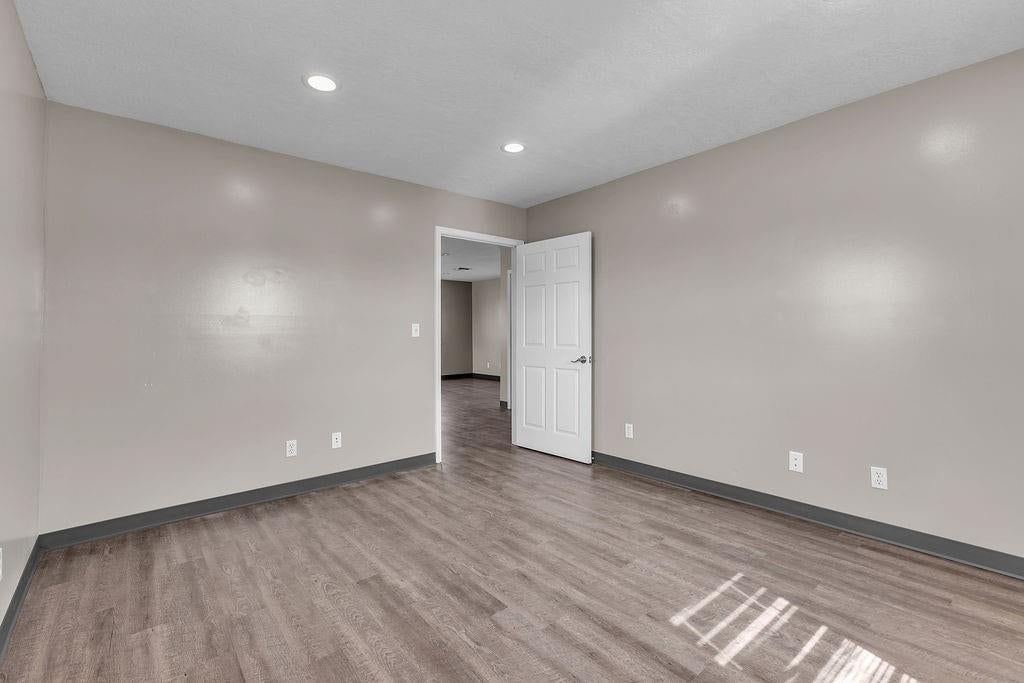 1600 Park Lane Drive — photo 47