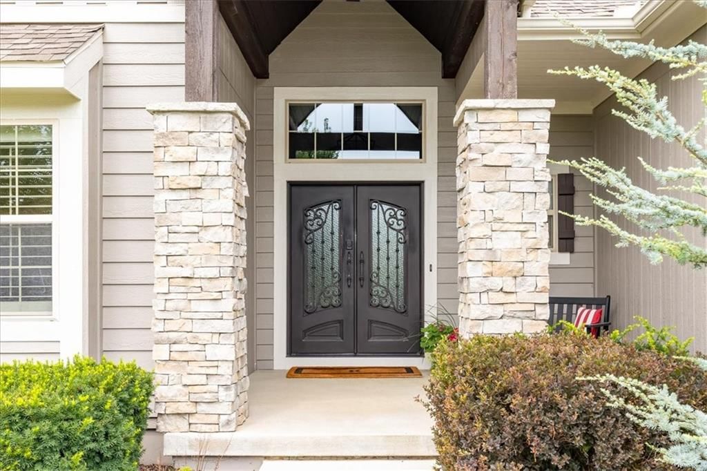 12110 S Belmont Drive — photo 3