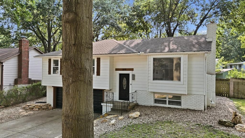 319 N Cleveland Avenue — photo 2