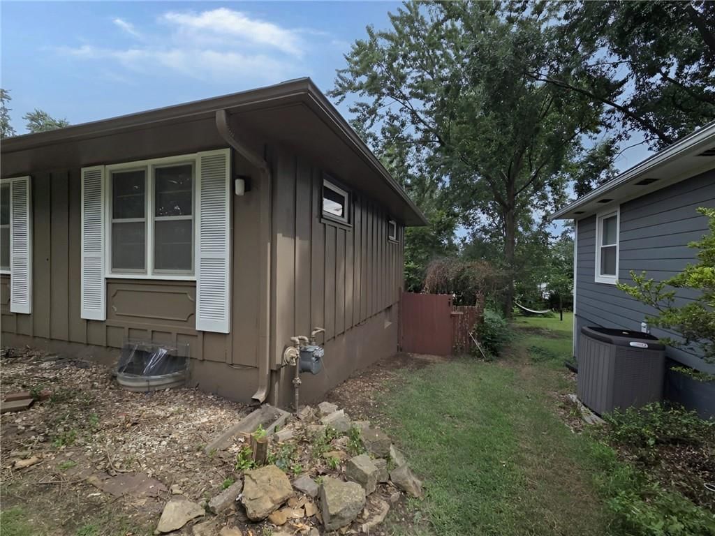 7301 W 89 Street — photo 3
