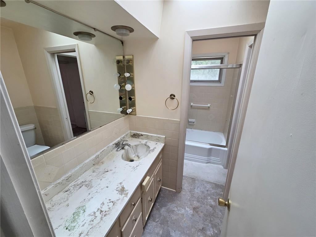 7301 W 89 Street — photo 10