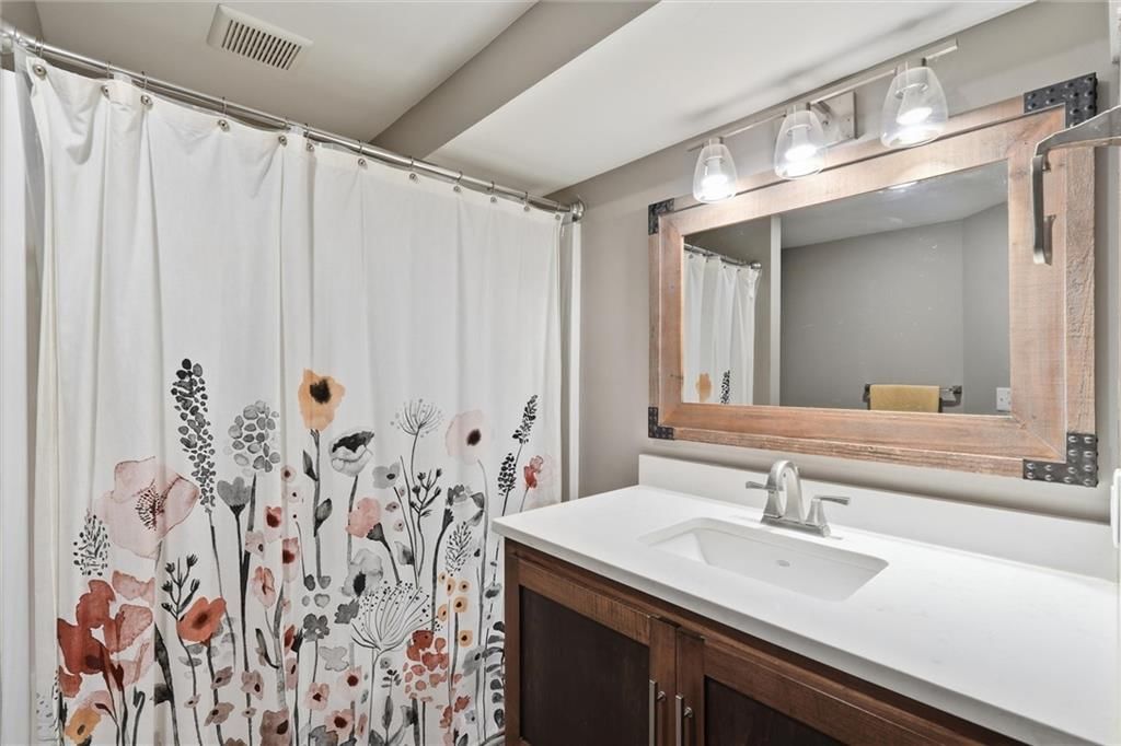 14900 S Rosehill Road — photo 45