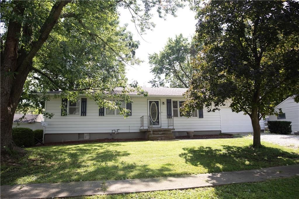 305 Fir Street — photo 2