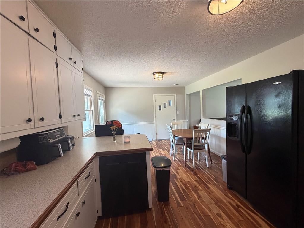 305 Fir Street — photo 13
