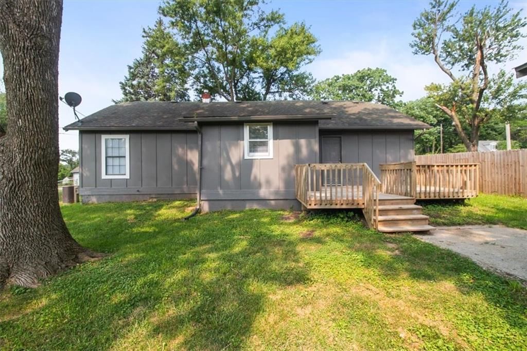 1409 S Kings Highway — photo 15