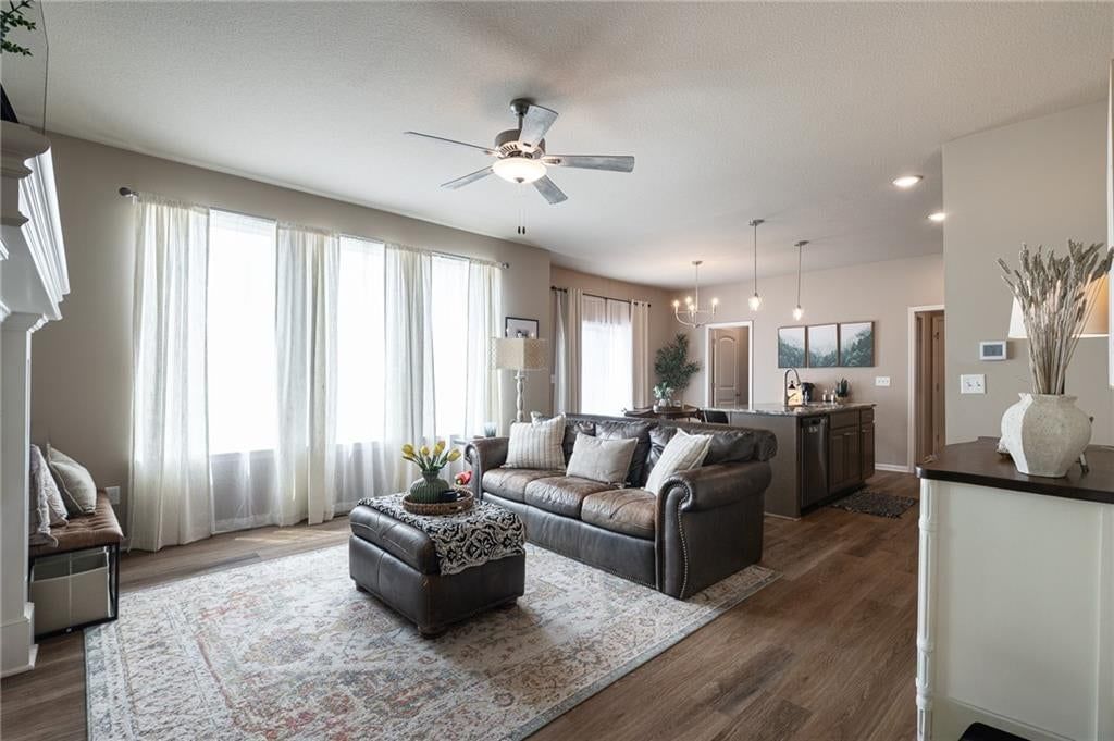 27407 E Sycamore Street — photo 3