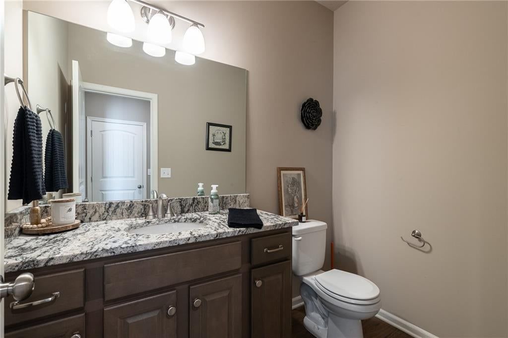 27407 E Sycamore Street — photo 26