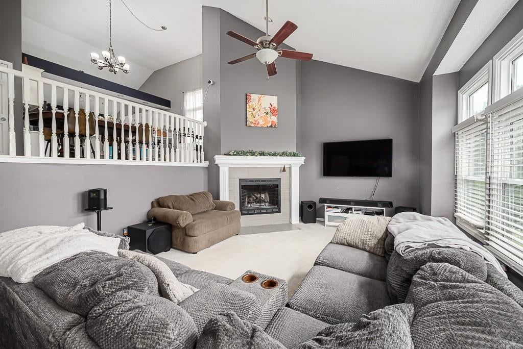 21206 W 55th Terrace — photo 4