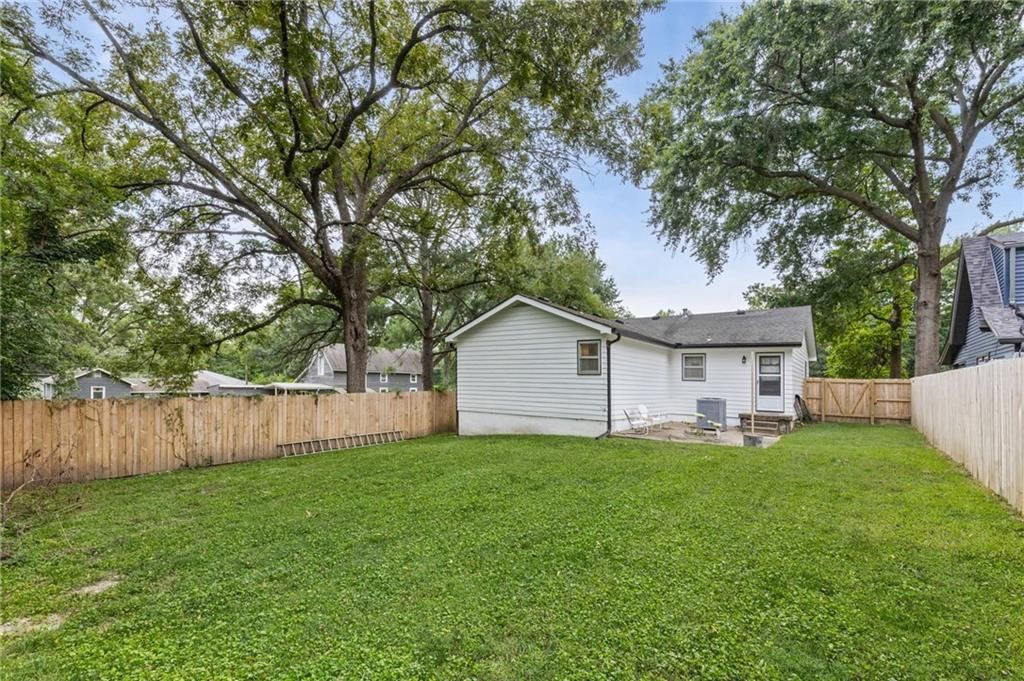 2507 Maple Avenue — photo 19