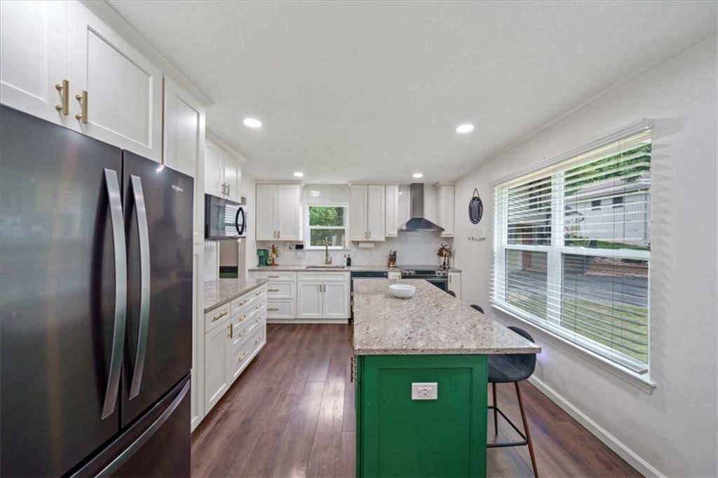 8209 W 56th Terrace — photo 12