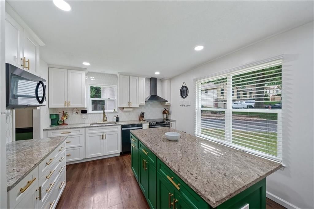 8209 W 56th Terrace — photo 13
