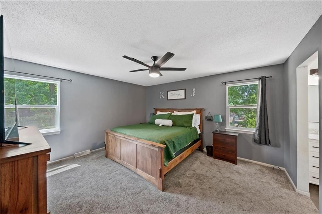 8209 W 56th Terrace — photo 14