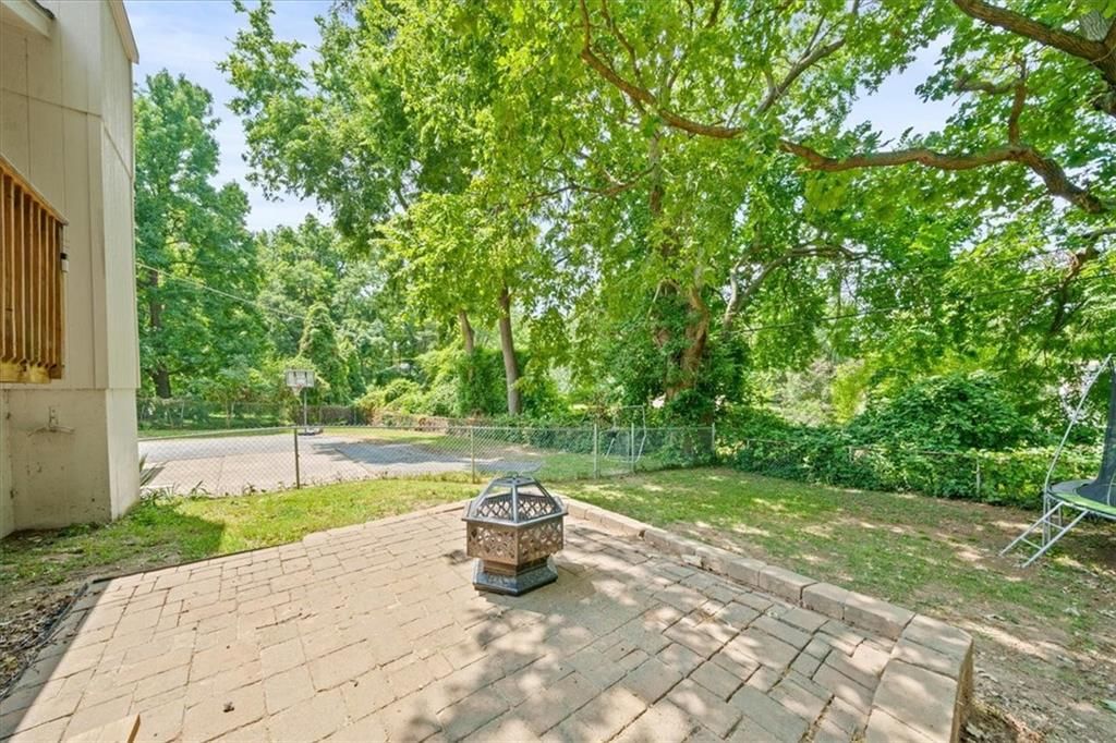 8209 W 56th Terrace — photo 25