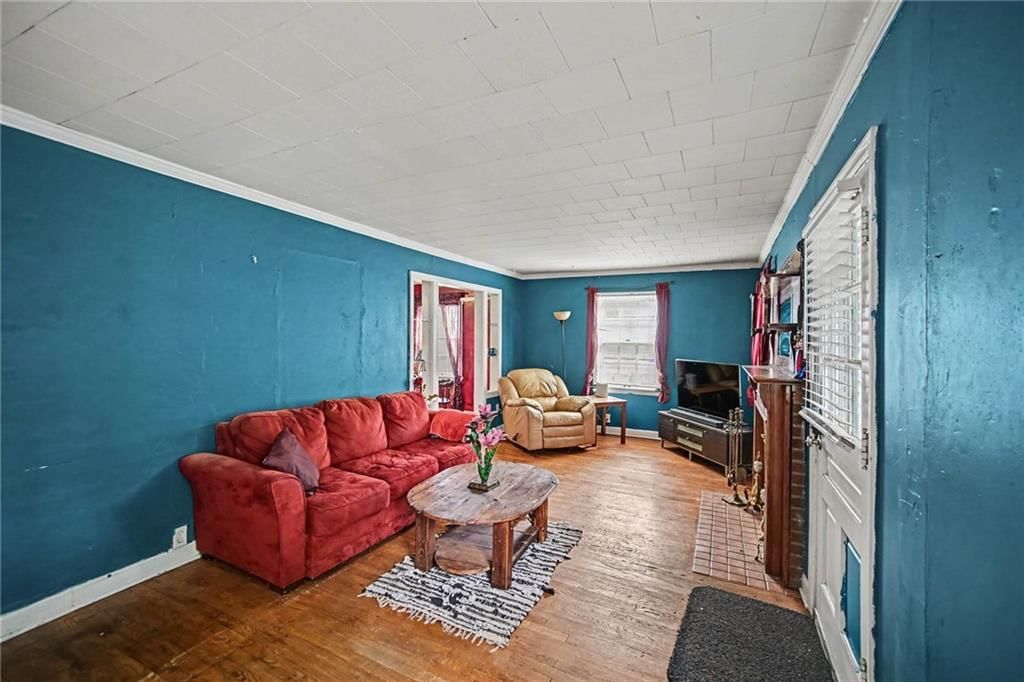 Photo 6 of 25 - 1208 W 25TH Terrace
