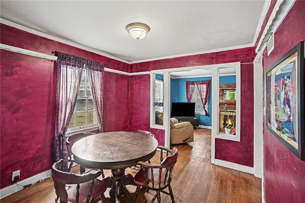 Photo 8 of 25 - 1208 W 25TH Terrace
