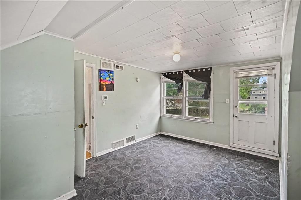 Photo 19 of 25 - 1208 W 25TH Terrace