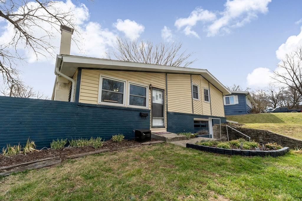 5613 N Euclid Avenue — photo 3