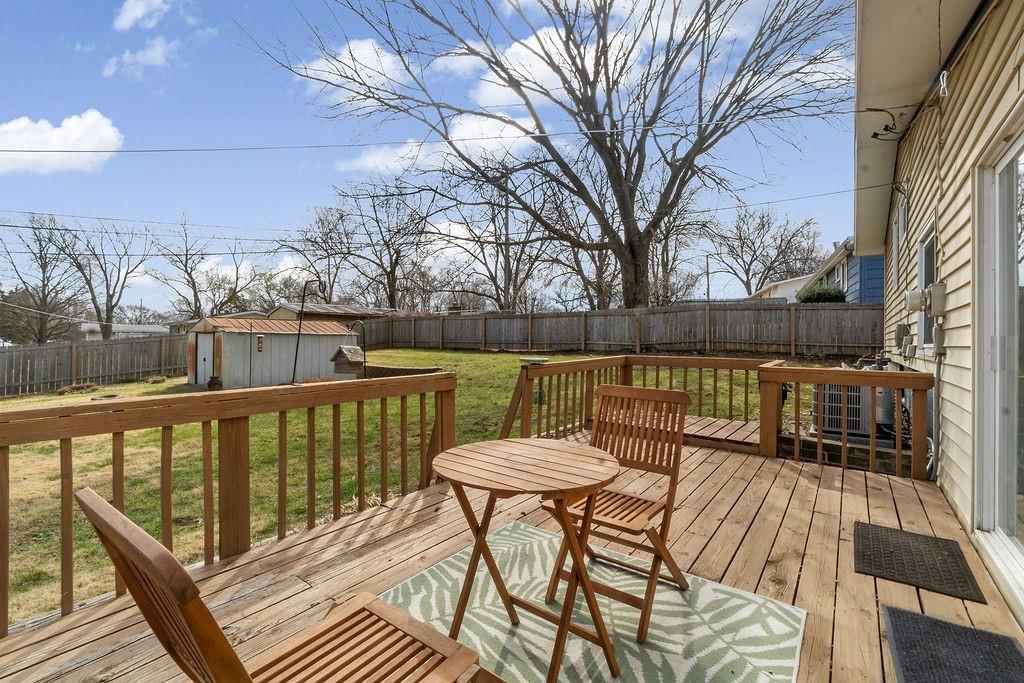 5613 N Euclid Avenue — photo 20