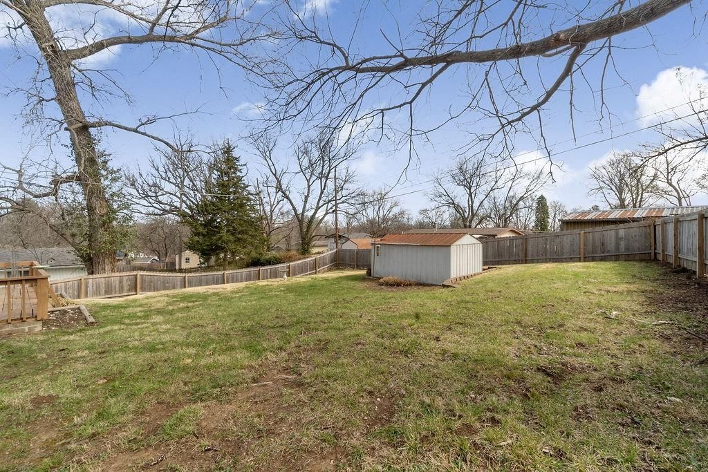 5613 N Euclid Avenue — photo 22