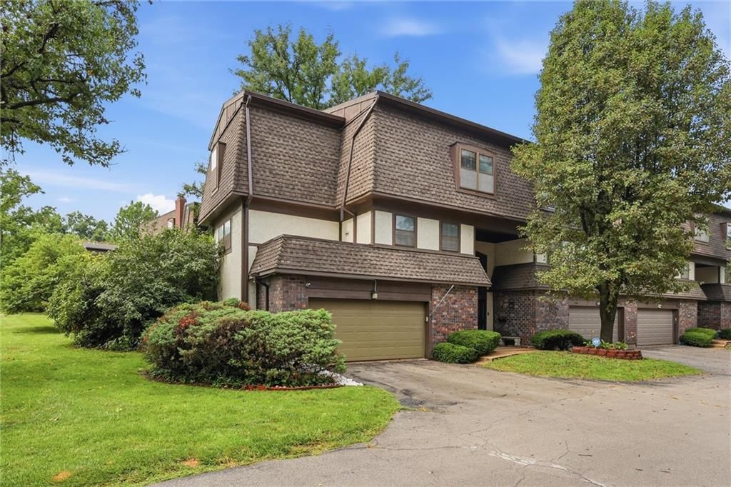 10162 Locust Street — photo 2