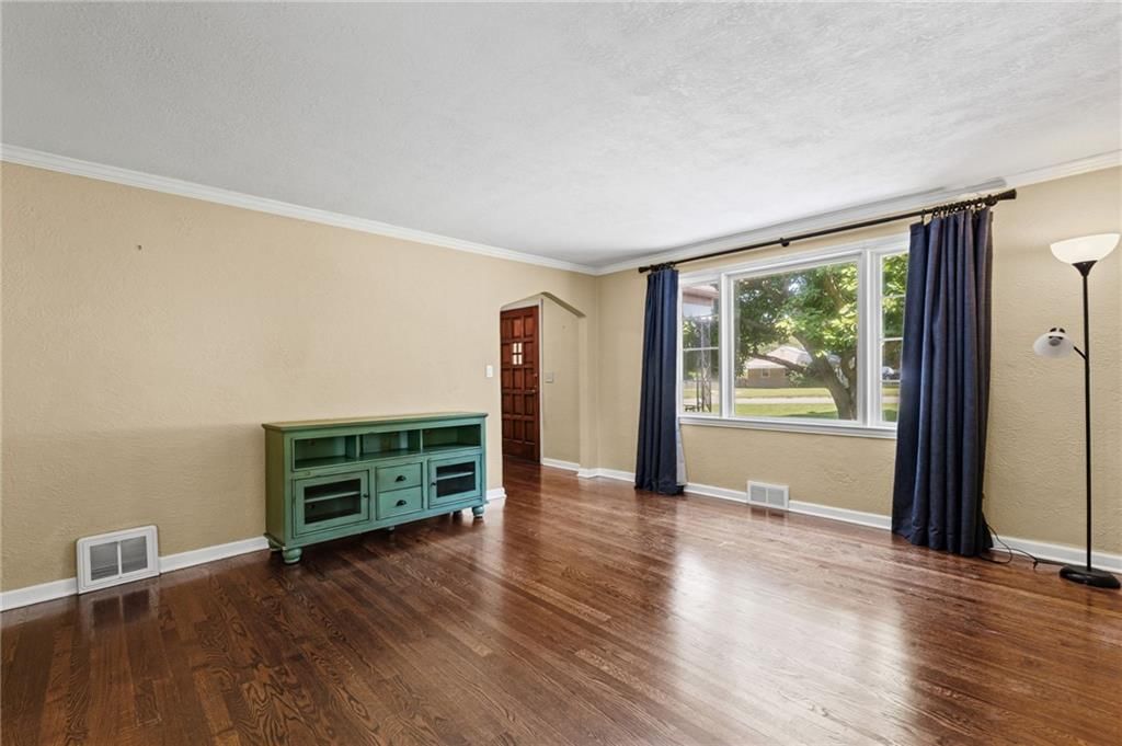 3701 Gibbs Road — photo 4