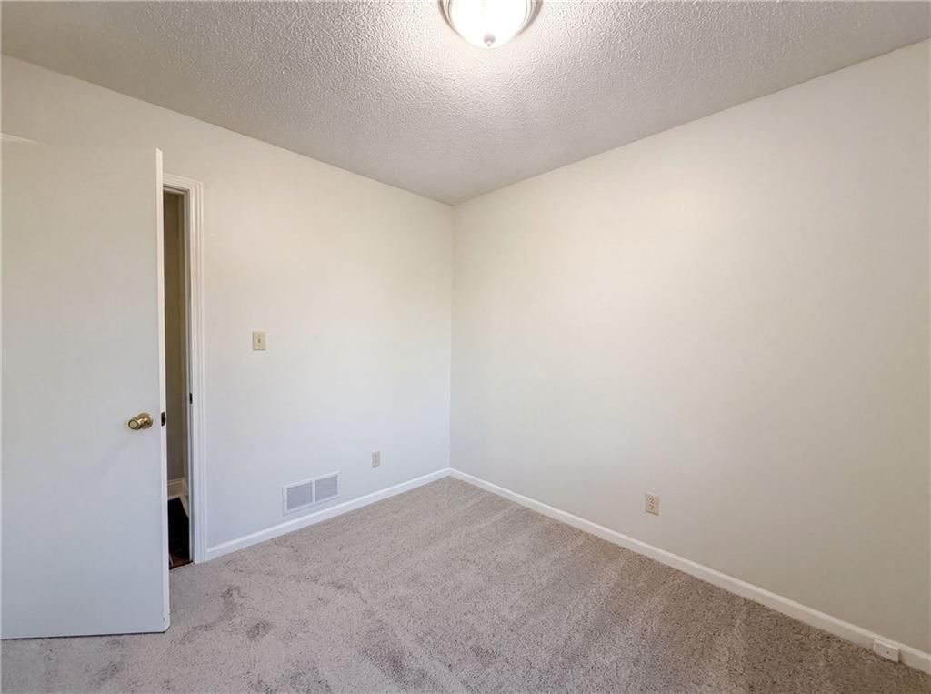 7511 Orient Avenue — photo 15