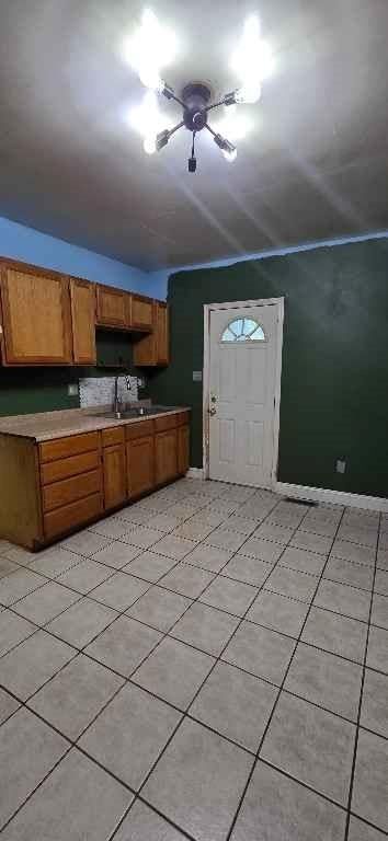 121 N ASH Avenue — photo 18