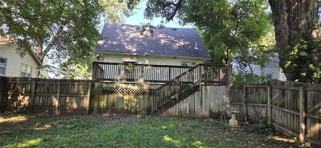 121 N ASH Avenue — photo 29