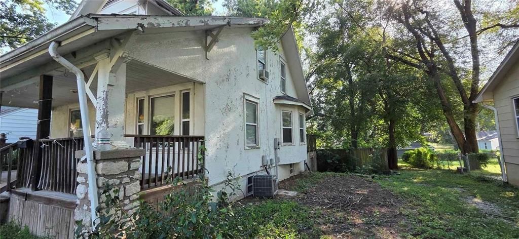 121 N ASH Avenue — photo 30