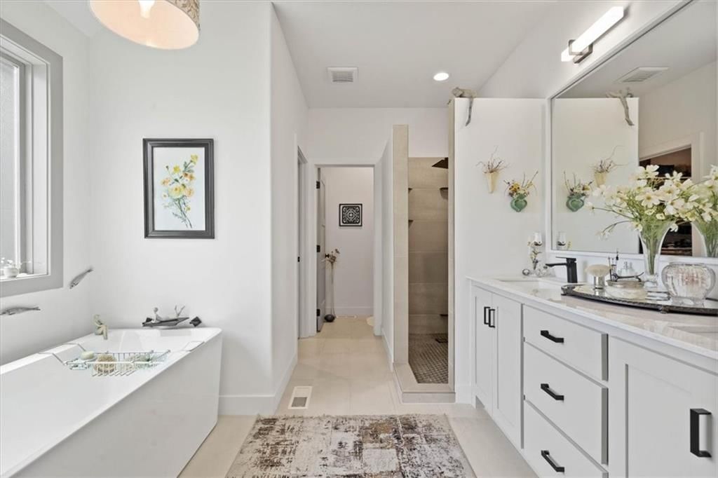 6141 N Chelsea Avenue — photo 18