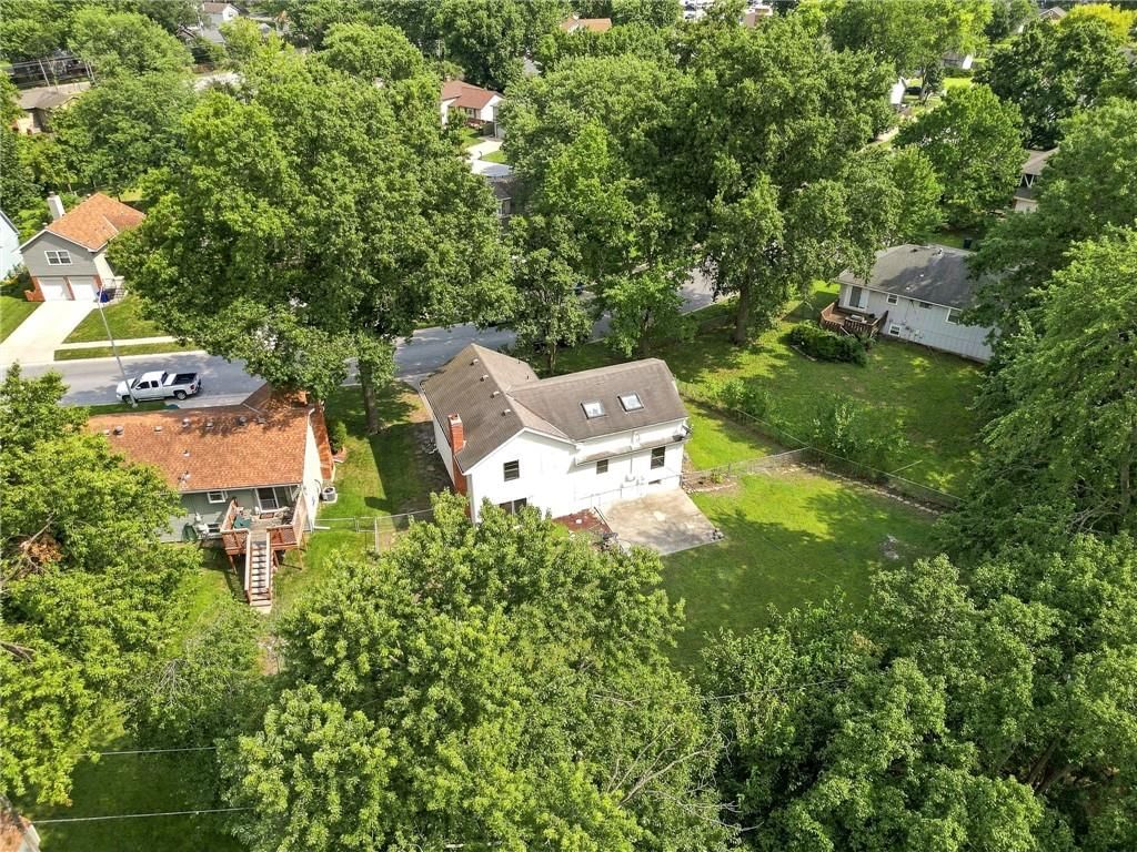 1517 Scarborough Street — photo 46