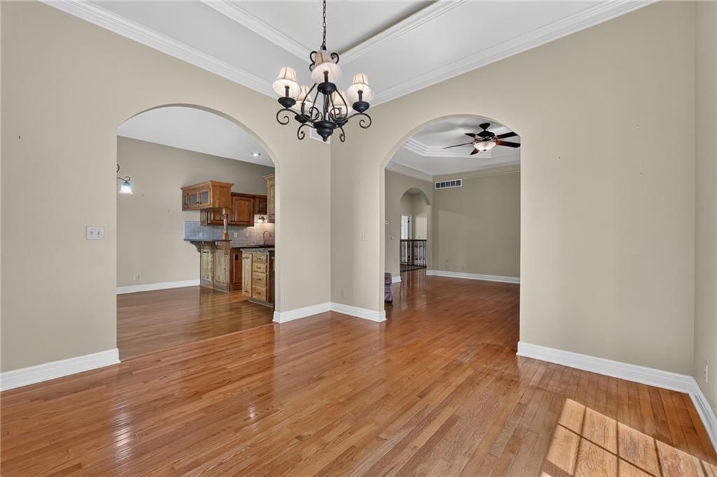 1827 S Jones Court — photo 4