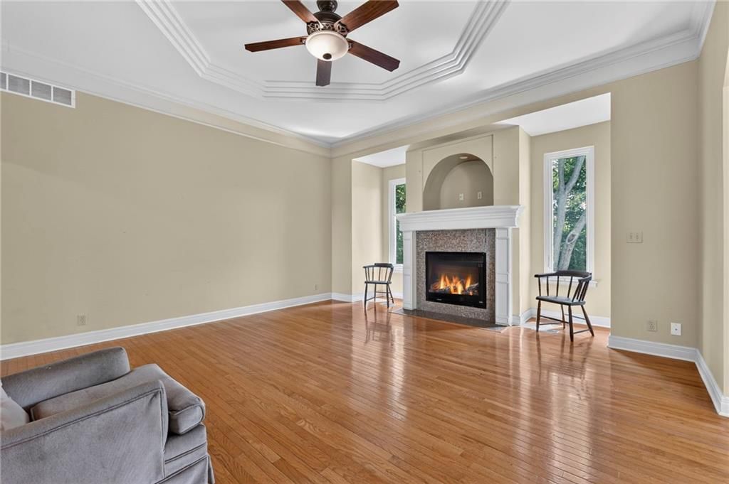 1827 S Jones Court — photo 5