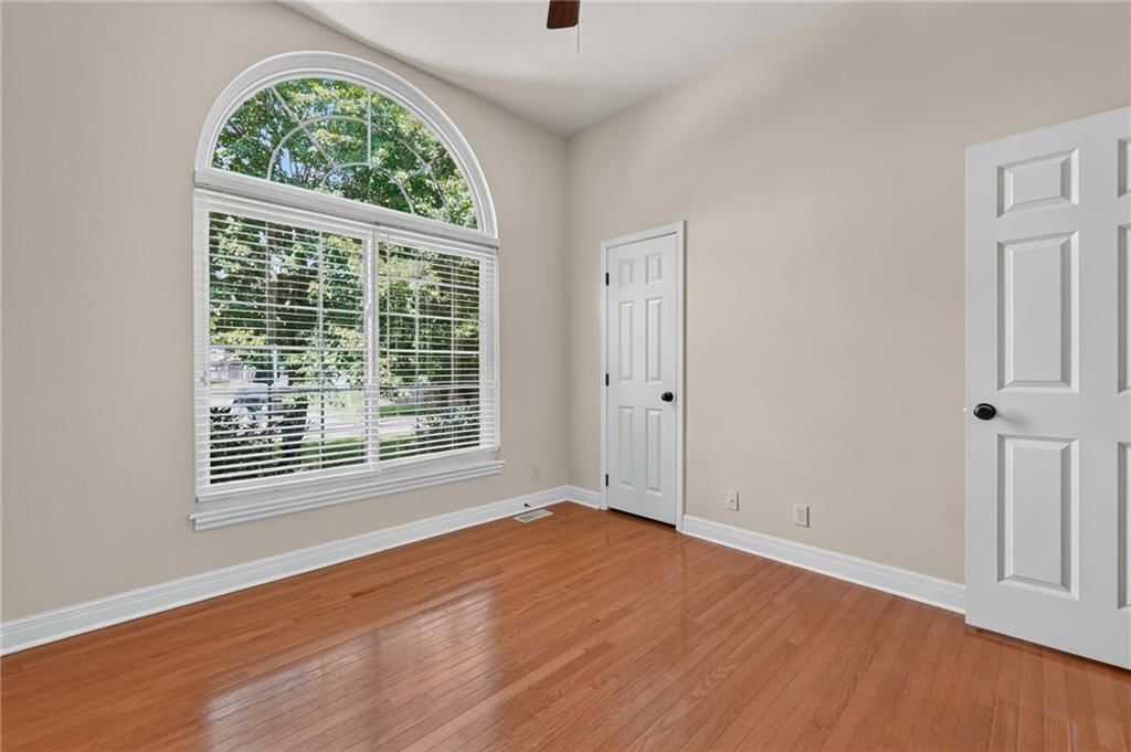 1827 S Jones Court — photo 17