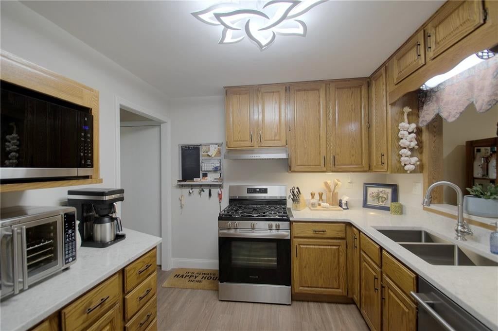 3405 NE 49Th Terrace — photo 9