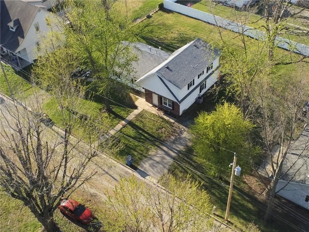 205 SE 5th Street — photo 42