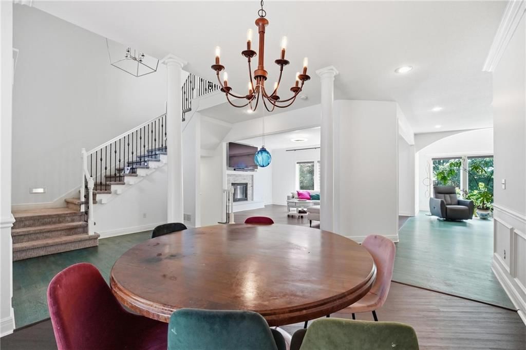 8808 N Oxford Avenue — photo 5