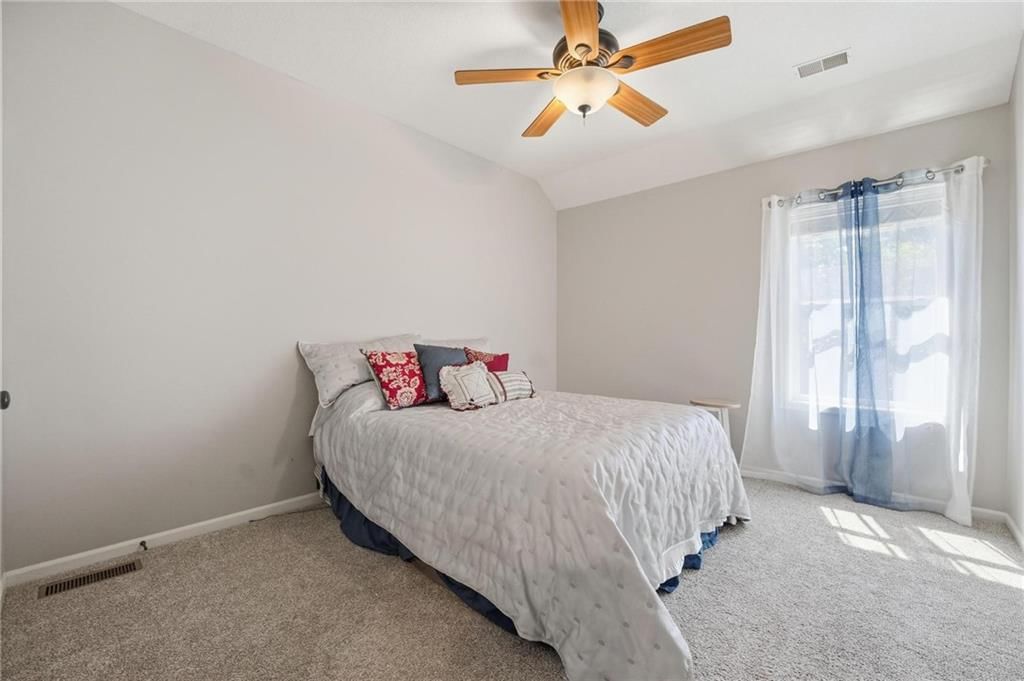 8808 N Oxford Avenue — photo 31