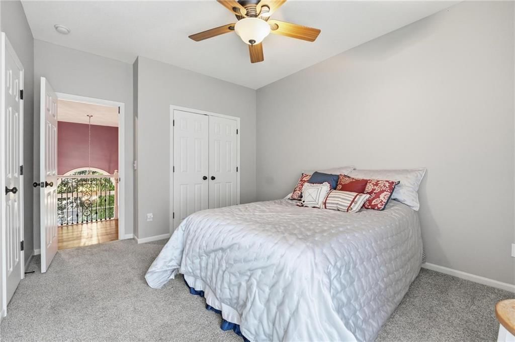 8808 N Oxford Avenue — photo 32