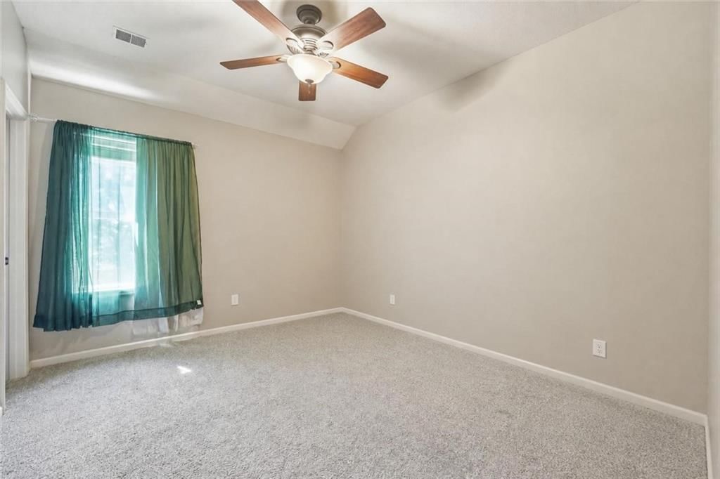 8808 N Oxford Avenue — photo 33