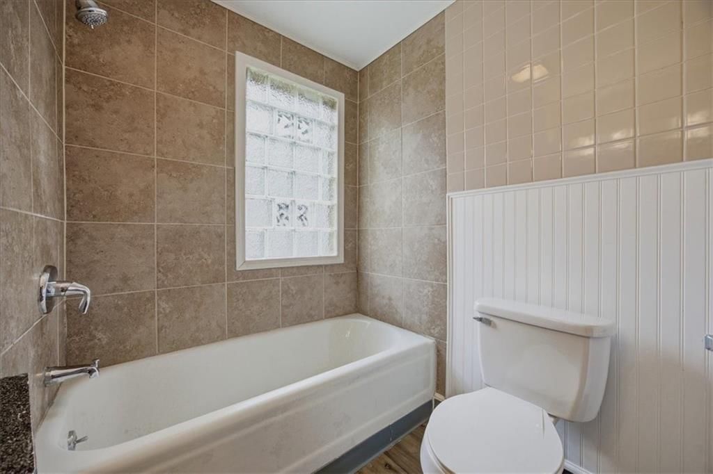 1800 FREEMAN Avenue — photo 15