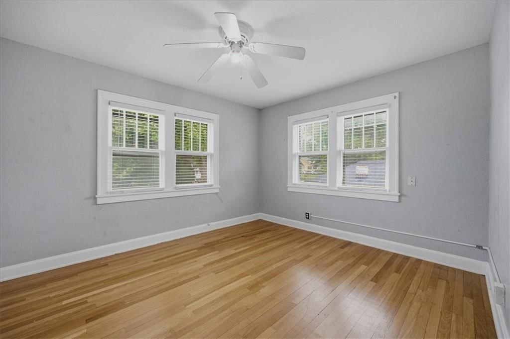 1800 FREEMAN Avenue — photo 20