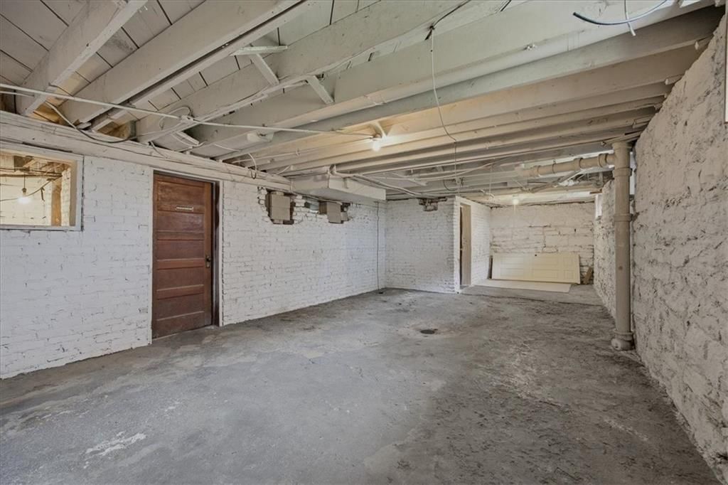 1800 FREEMAN Avenue — photo 23