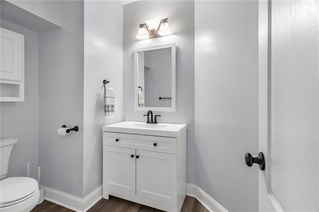 324 NW Bradford Street — photo 15