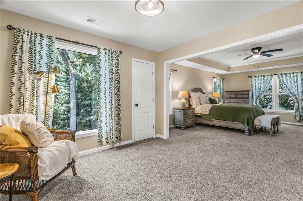 324 NW Bradford Street — photo 18